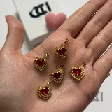 آویز طلای قلب پاپیونی